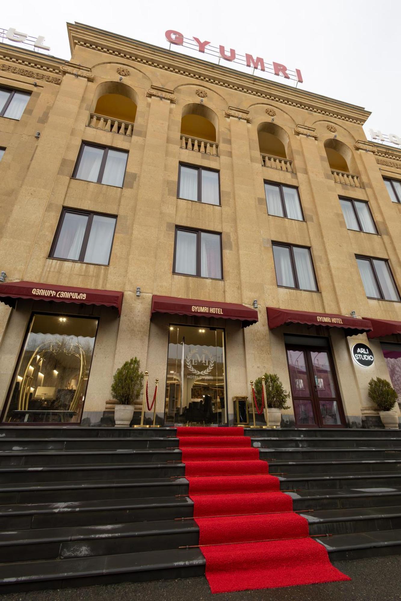 Gyumri Hotel Exteriör bild