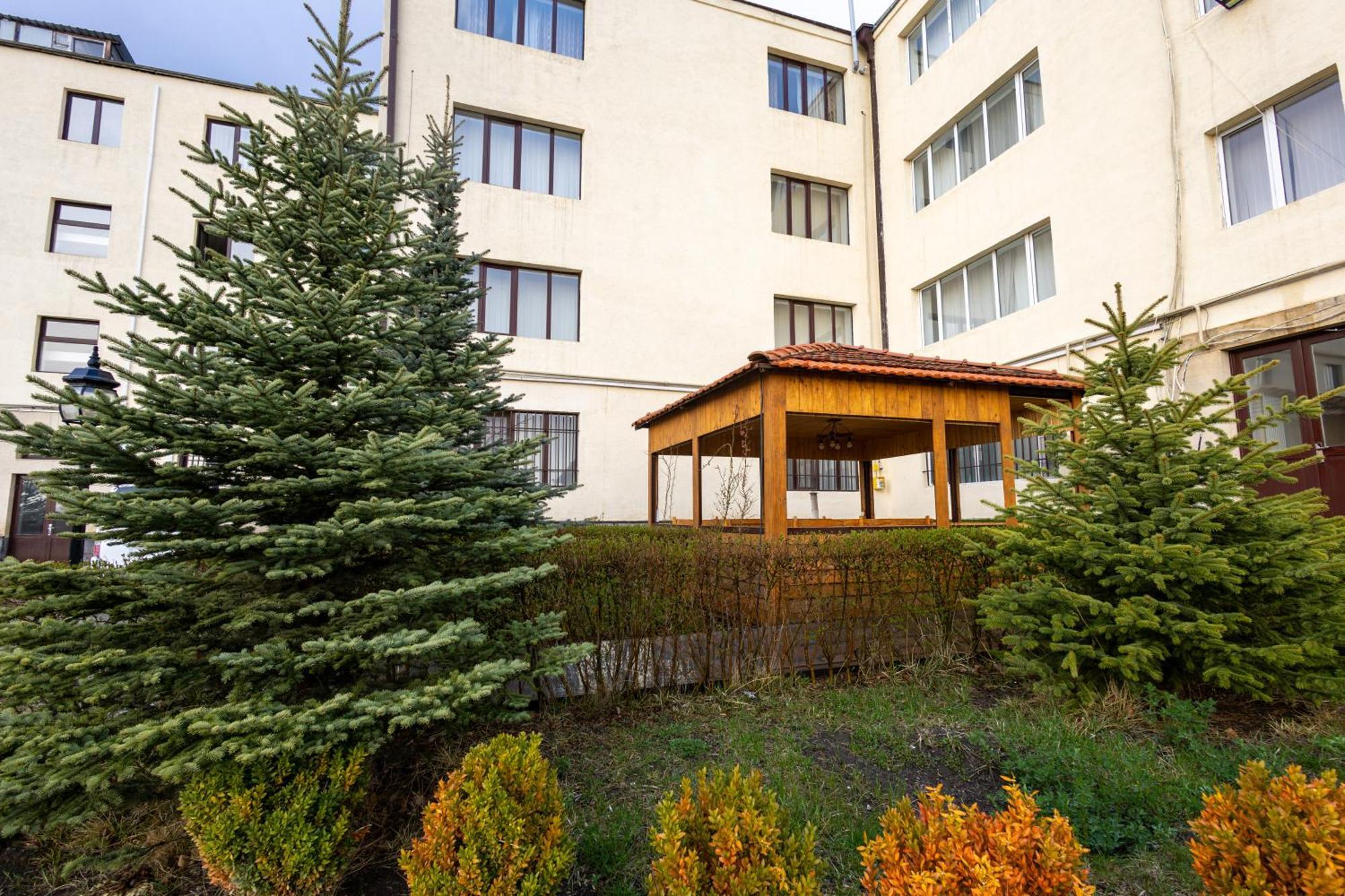 Gyumri Hotel Exteriör bild
