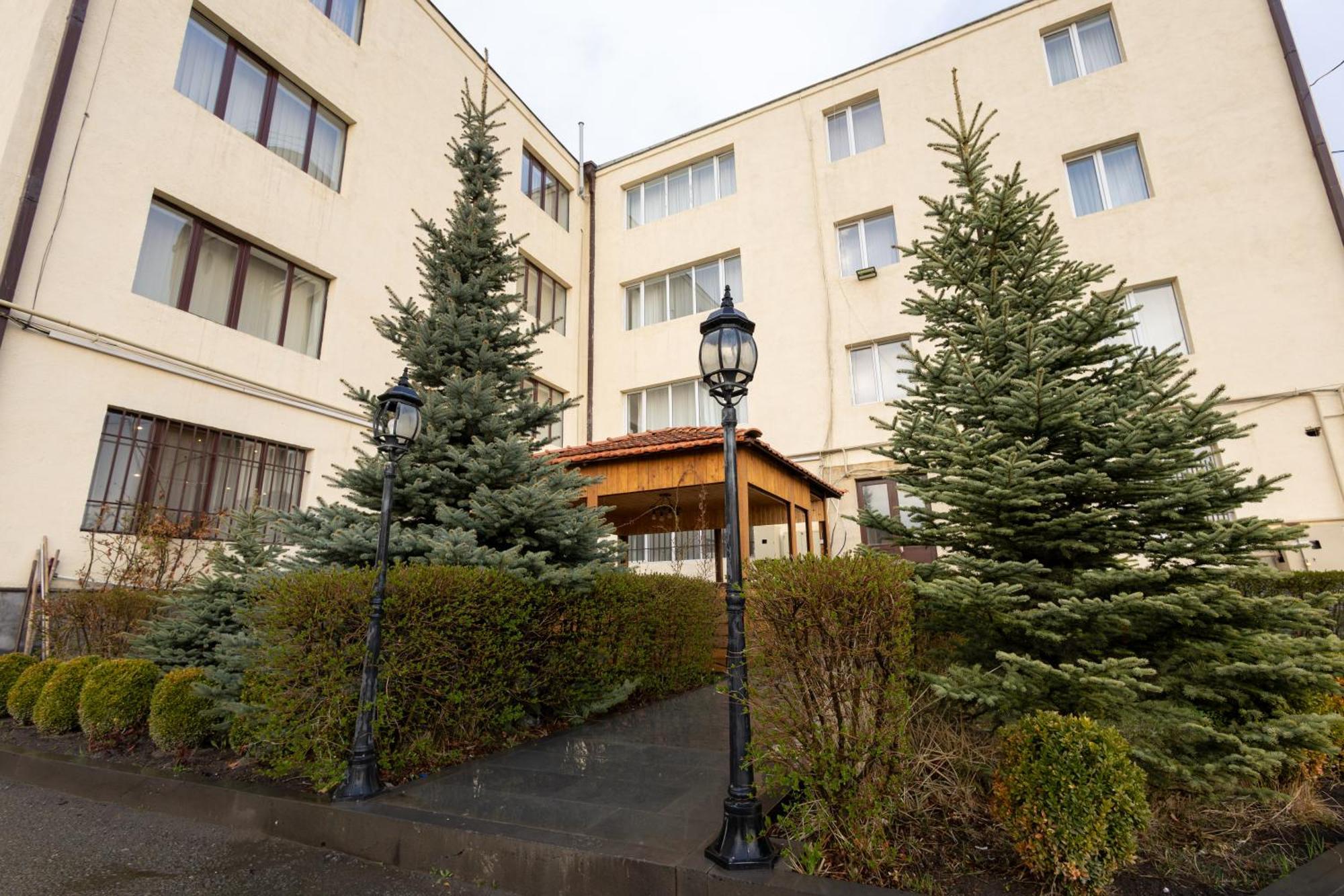 Gyumri Hotel Exteriör bild