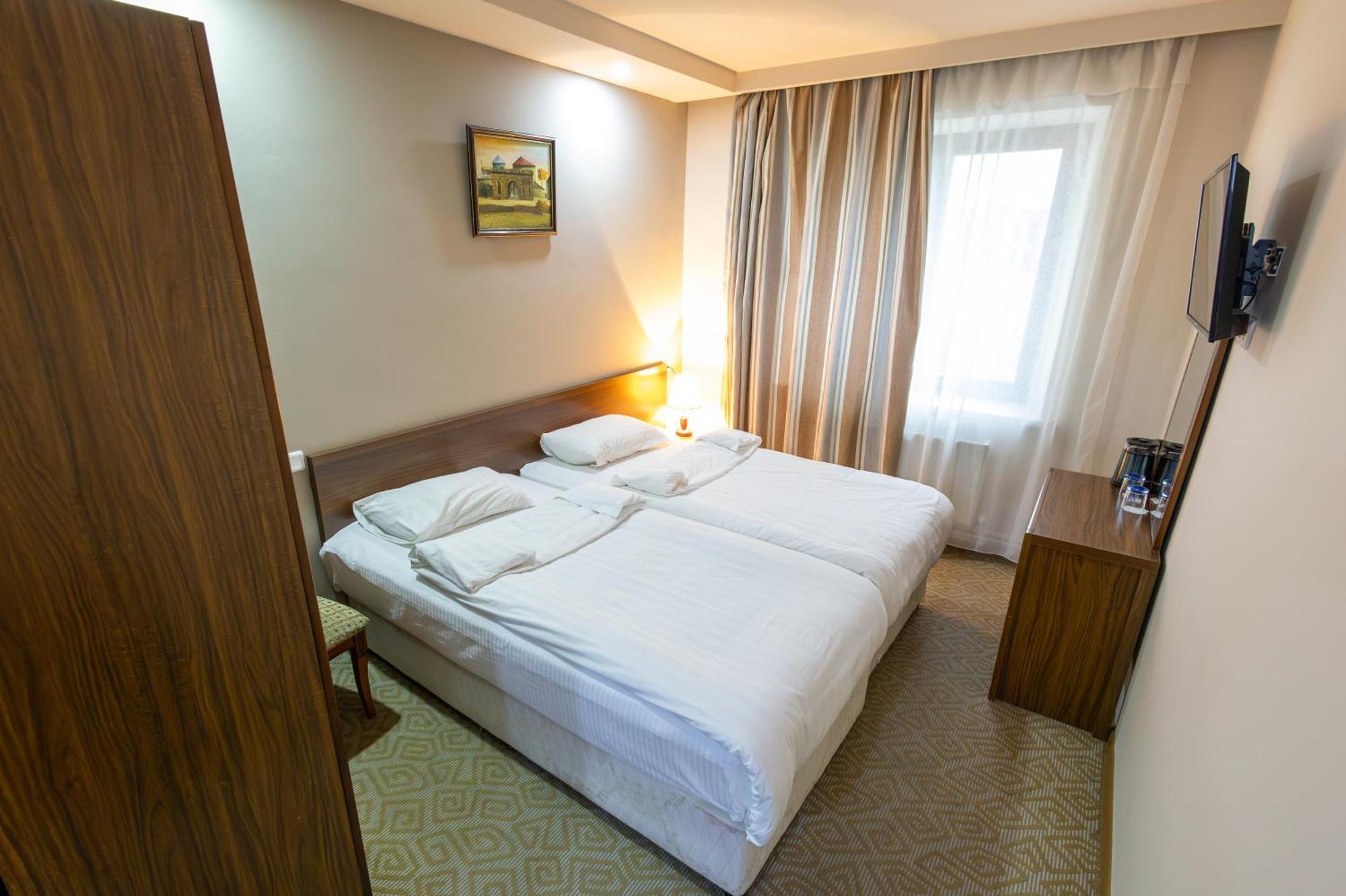 Gyumri Hotel Exteriör bild